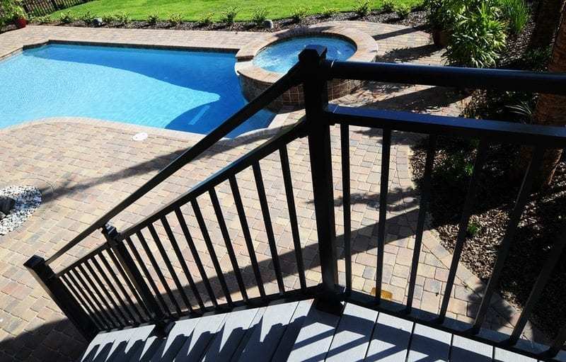Riviera C30 Railing 42" x 5' Stair Section