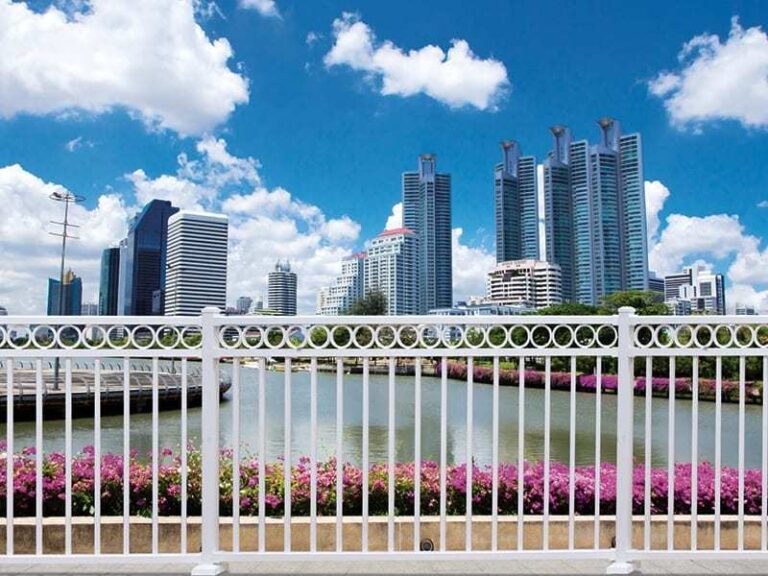 Shop Westbury Aluminum Railing | All Series | MMC Fencing